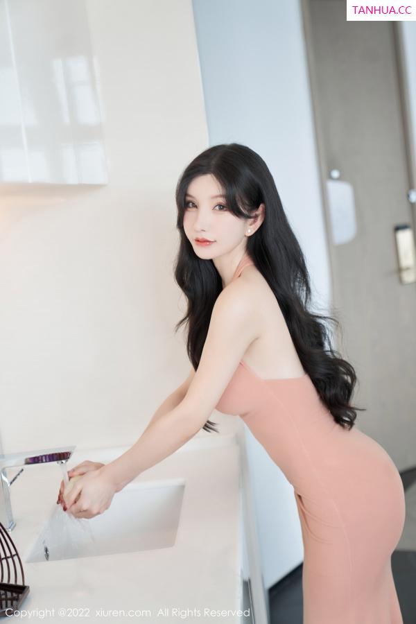 周于希dummy  [XiuRen]高清写真图 2022.11.18 No.5881 周于希Sally 成都心愿旅拍第8张图片